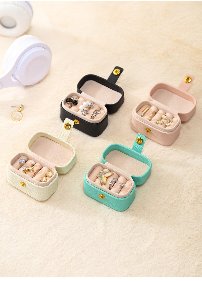 New Korean mini ring box girl portable jewelry box PU leather earrings ring jewelry storage box wholesale