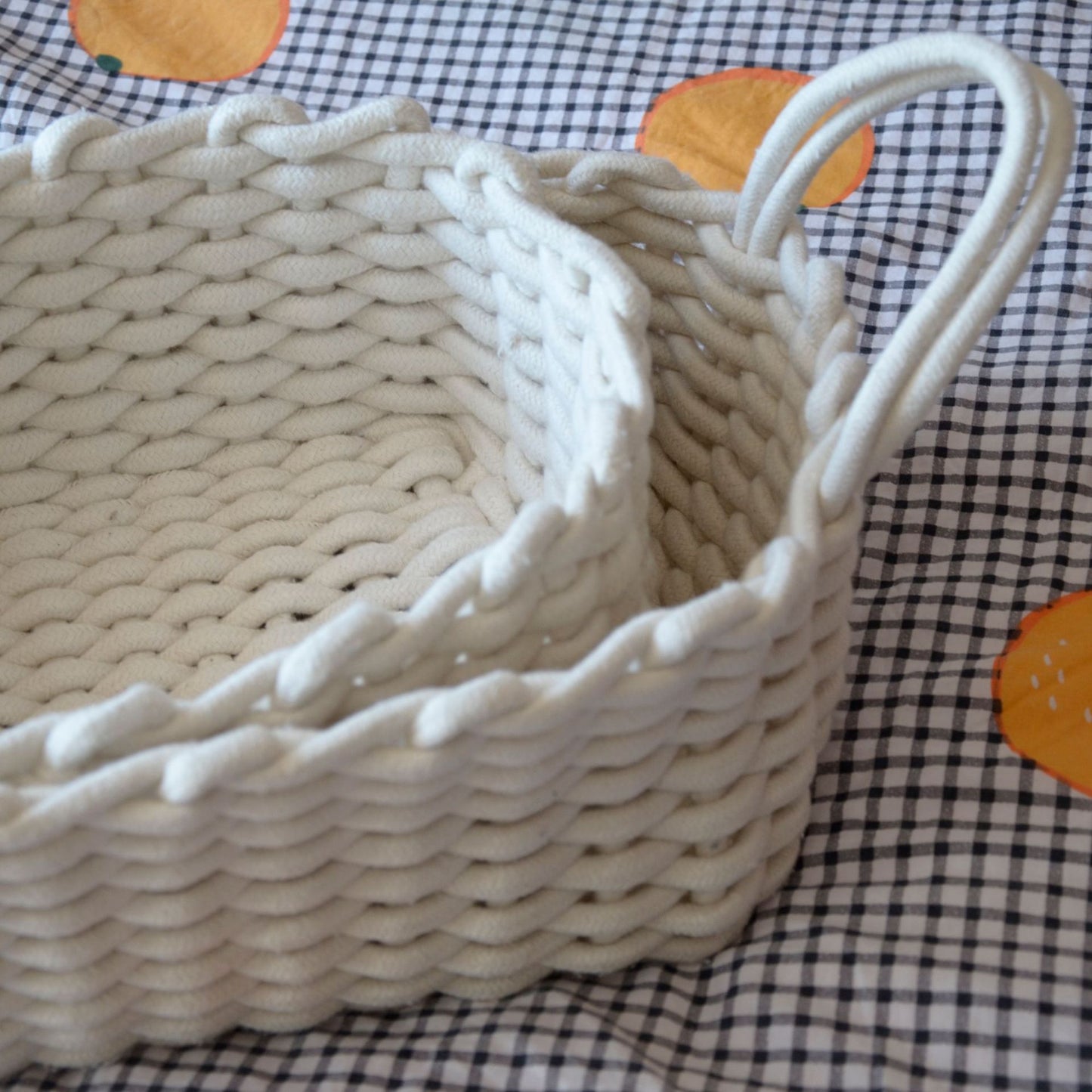 Storage basket Nordic ins cotton thread hand-woven desktop storage basket sundry snacks storage basket